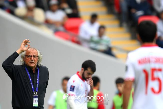 [사진=게티이미지]&nbsp;요르단은 2일 오후 8시 30분(한국시간) 카타르 알라이얀에 위치한 아흐마드 빈 알리 스타디움에서 타지키스탄과의 2023 아시아축구연맹(AFC) 아시안컵 8강전에서 1-0으로 승리하며 8강에 올랐다. 요르단은 대한민국, 호주 대결 승자와 결승 티켓을 놓고 격돌하게 됐다.&nbsp;