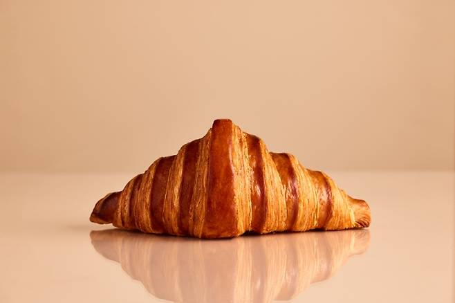 퓨어 버터 크루아상 / 사진=소피텔 앰배서더 서울