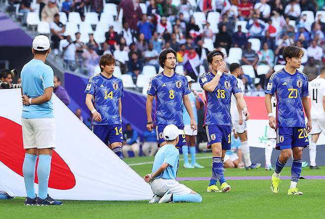 ▲ 일본은 3일(한국시간) 카타르 도하 에듀케이션 스타디움에서 열린 아시아축구연맹(AFC) 2023 아시안컵 8강에서 이란에 1-2로 졌다. 아시아축구연맹(AFC) 기준 국제축구연맹(FIFA) 랭킹 1위(일본)와 2위(이란) 대결로 ‘미리보는 결승전’었지만 이란 결정력에 무너지며 아시안컵 여정을 마무리하게 됐다ⓒ연합뉴스
