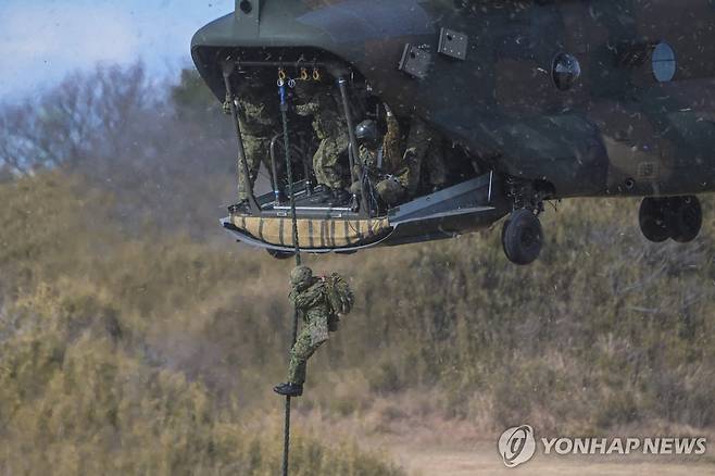 일본 자위대 훈련 모습 [AFP 연합뉴스 자료사진. 재판매 및 DB 금지]