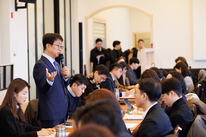 박상우 국토교통부 장관이 5일 출입기자단과 오찬간담회를 갖고 있다. <국토교통부>