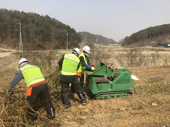 파주시, 농업부산물 파쇄사업 실시 현장 [사진=파주시]