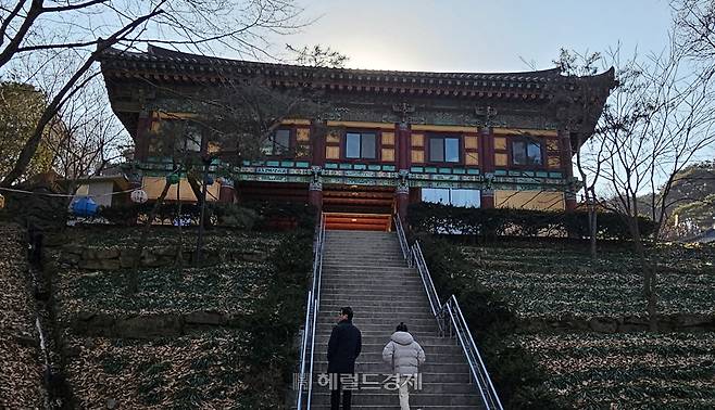 관촉사 2층 누각