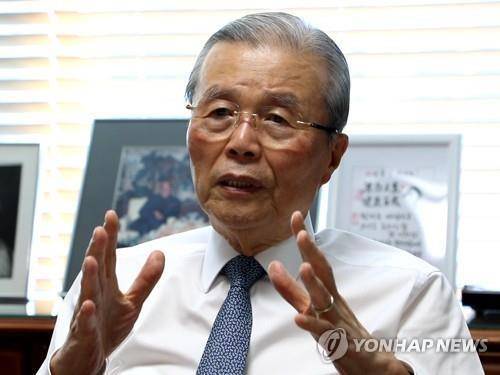 연합뉴스와 인터뷰 중인 김종인 [촬영 정한솔]