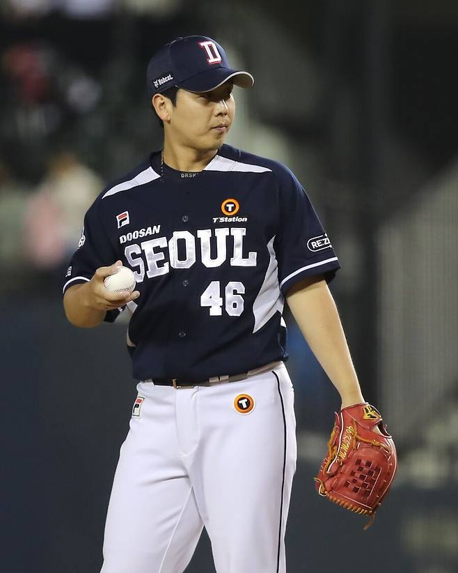 ▲ 두산 우완투수 김명신은 팀내 최고 인상액의 주인공이 됐다. ⓒ두산 베어스