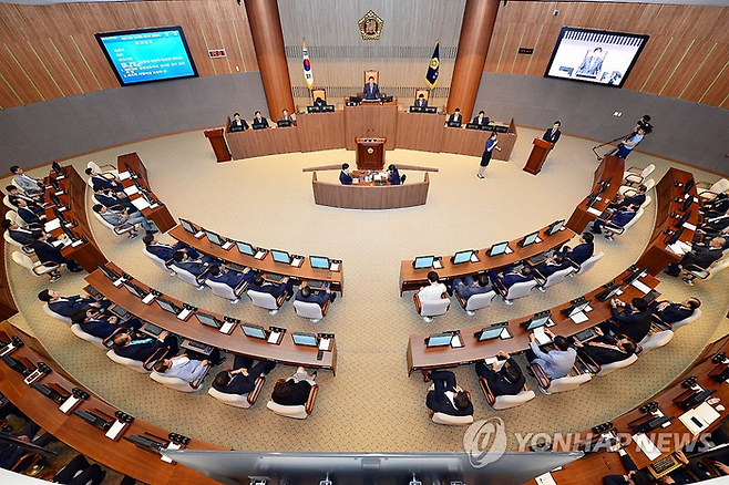 지방의회 본회의 모습. 사진은 기사 내용과 관련없음. [사진 출처=연합뉴스]