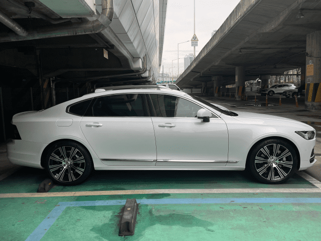 볼보자동차 S90 T8 PHEV (사진=지디넷코리아)