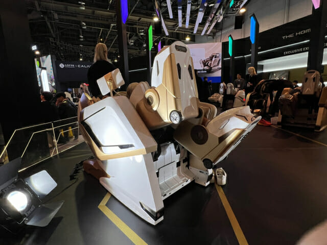 바디프랜드가 CES 2024에서  헬스케어 로봇 '팬텀네오'를 선보였다. (사진=신영빈 기자)