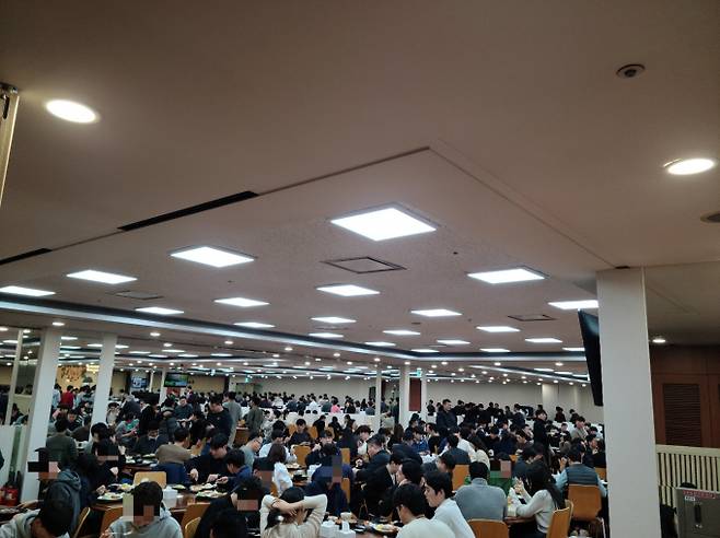 현대자동차 양재사옥 구내식당 내부 /사진= 지선우 기자