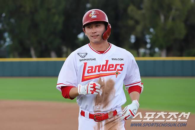 SSG 랜더스 안상현이 18일(한국시각) 자체 홍백전서 좋은 활약을 펼쳤다. 사진제공=SSG 랜더스
