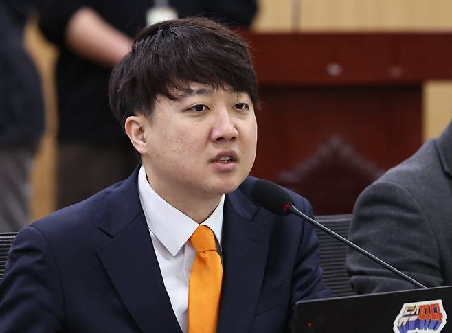 이준석 개혁신당 공동대표가 지난 14일 오전 서울 여의도 국회의원회관에서 열린 최고위원회의에서 모두발언을 하고 있다. / 사진=뉴스1