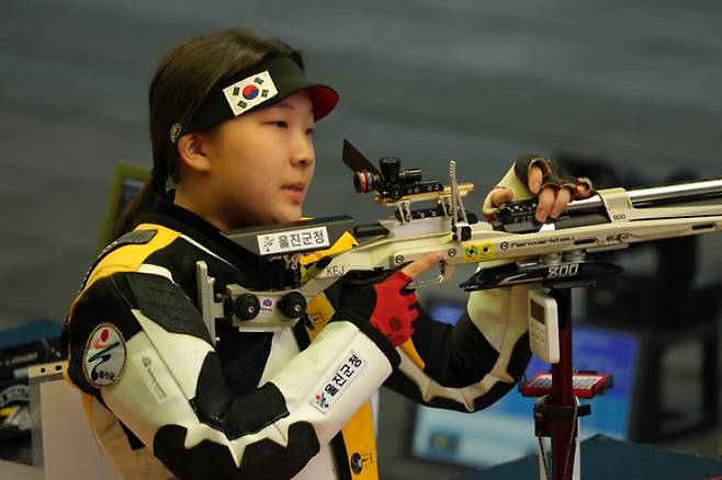 월드컵 여자 10m 공기소총에서 1위에 오른 권은지. 사진=대한사격연맹