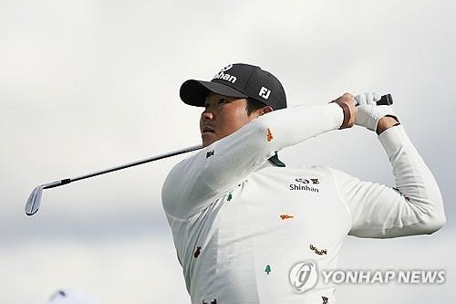 김성현의 아이언샷. [AFP/게티이미지=연합뉴스]