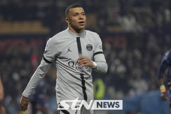 킬리안 음바페. 영국 공영방송 'BBC'는 21일