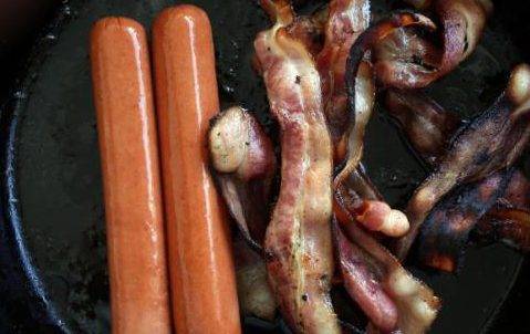 세계보건기구(WHO) 산하 국제암연구소(IARC)는 햄, 소시지, 베이컨 등 가공육을 1군(group 1) 발암 요인으로 분류하고 있다. [사진=게티이미지뱅크]