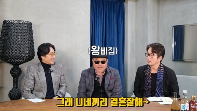 [서울=뉴시스] 왼쪽부터 배우 신현준, 가수 김흥국, 배우 정준호. (사진=유튜브 채널 '신현준 정준호 정신업쇼' 캡처) 2024.02.23. photo@newsis.com *재판매 및 DB 금지