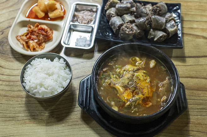 북평장 소머리국밥.