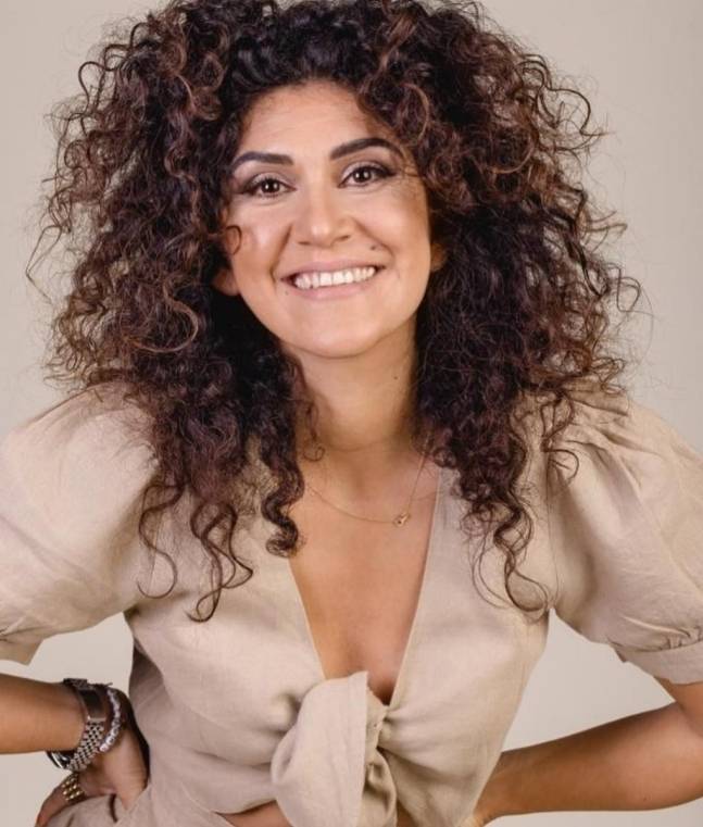 아파메흐 쇠나우어.[사진출처 = 아파메흐 쇠나우어 인스타그램]