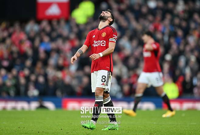 ▲ 풀럼의 막판 극장골에 맨체스터 유나이티드는 동력을 잃었다. 동점골에 최선을 다했지만 시간이 부족했다. 결국 풀럼에 승점 3점을 내주면서 21년 만에 홈에서 패배로 고개를 떨구게 됐다