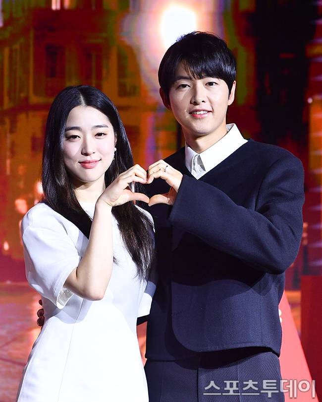 로기완 제작보고회 송중기 최성은 / 사진=팽현준 기자