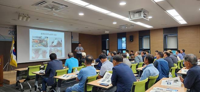 외국인 계절근로자 인권 교육 [전남도제공]