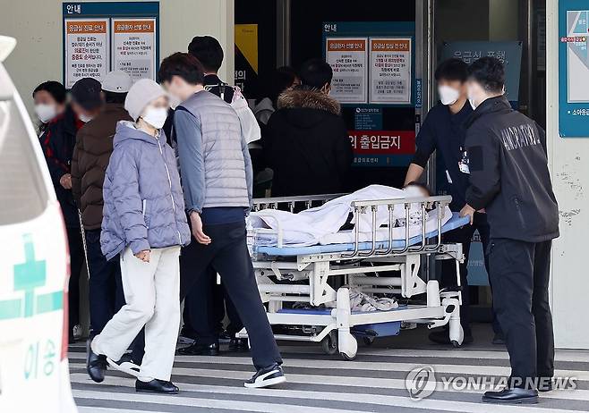 전공의 사직 (서울=연합뉴스) 윤동진 기자