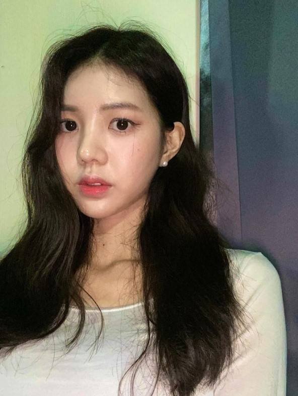 사진=‘나는 솔로’ 출연자 18기 옥순 소셜미디어 캡처