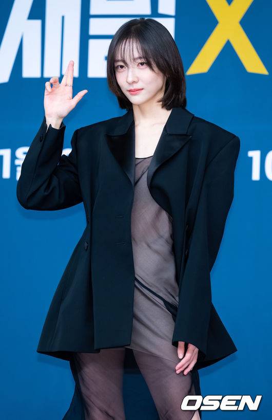 [OSEN=민경훈 기자] 23일 오후 서울 목동 SBS에서 새 금토드라마 ‘재벌X형사’ 제작발표회가 열렸다.배우 박지현이 포토타임을 위해 입장하고 있다. 2024.01.23 / rumi@osen.co.kr