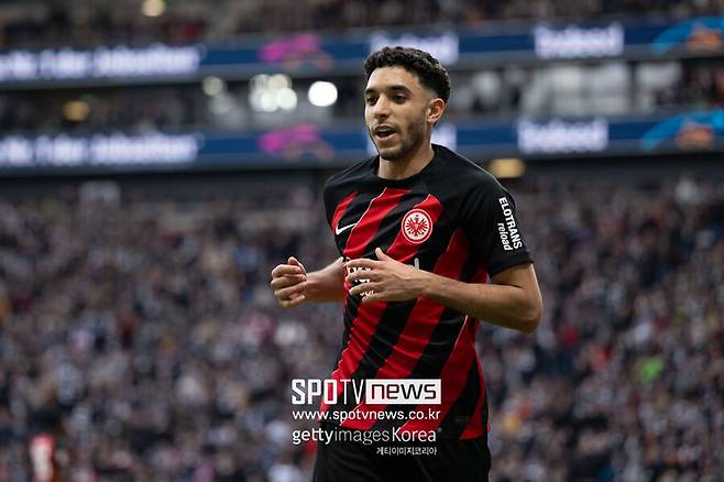 ▲ 이집트 국가대표 출신 공격수 오마르 마르무쉬가 토트넘 홋스퍼의 시야에 들었다.