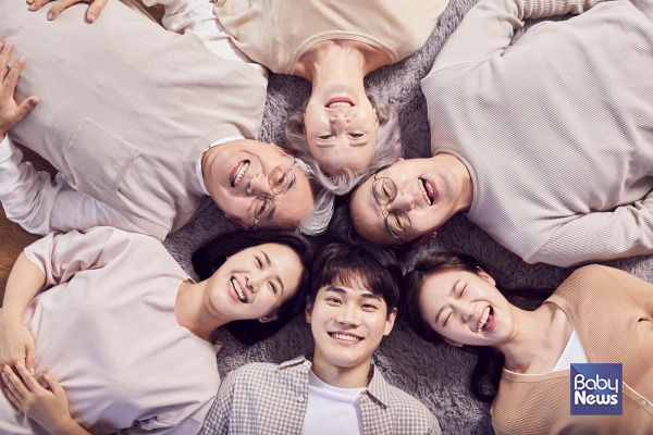 우리나라 국민의 행복지수가 코로나 이후 반등하기 시작했다. ⓒ베이비뉴스