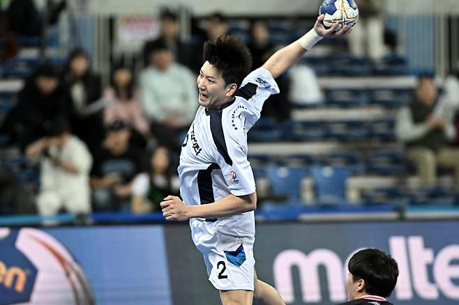 신한 SOL페이 23-24 핸드볼 H리그 남자부 두산의 정의경, 사진 제공=한국핸드볼연맹