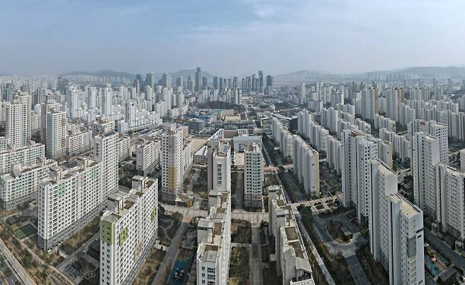 도심이 아파트로 가득한 세종시. /신현종 기자