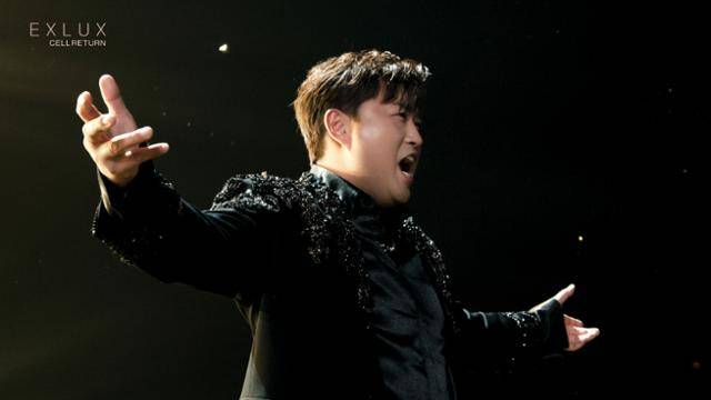 김호중은 최근 프리미엄 홈케어 브랜드의 모델로 발탁, 특유의 카리스마를 빛내며 이목을 집중시켰다. 생각엔터테인먼트 제공