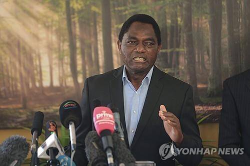 하카인데 히칠레마 잠비아 대통령 [AP 연합뉴스 자료사진. 재판매 및 DB 금지]
