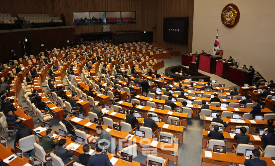 29일 오후 서울 여의도 국회에서 2월 임시회 마지막 본회의가 열리고 있다.(사진=방인권 기자)