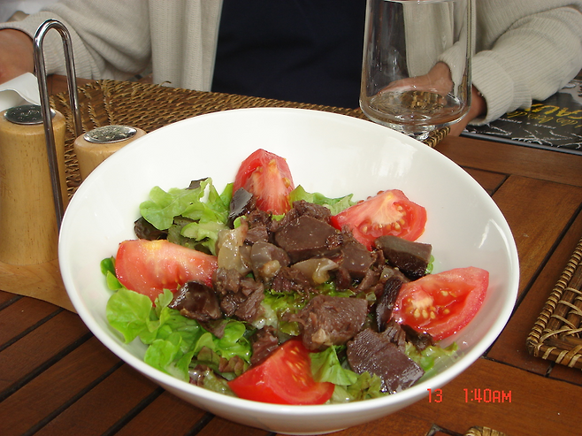 거위 똥집 샐러드