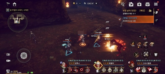 ‘그라나도 에스파다M’은 원작의 3MCC 시스템을 계승하고 NPC 영입의 재미도 살렸다. 다만 활용 가능한 스탠스의 숫자는 제한했다.