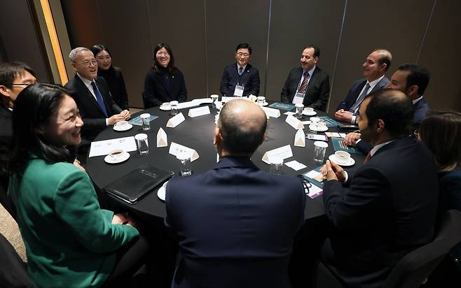 최근 발족한, 중동 방한 관광 활성화를 위한 민관 협의체, '알람 아라비 코리아' 첫 원탁회의