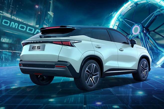 오모다 E5 후면 디자인