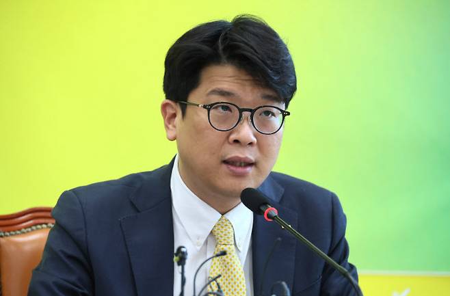 김준우 녹색정의당 상임대표가 국회에서 발언하고 있다. (사진=연합뉴스)