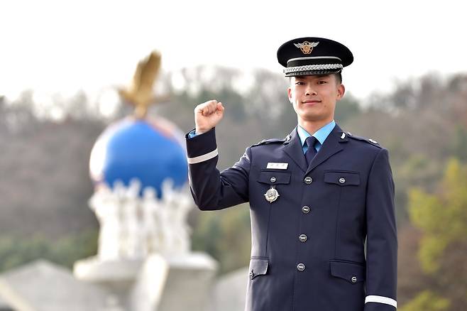 미국 시민권을 포기하고 공군사관학교에 입학한 김승겸 소위(22·항공우주정책학)(공군 제공)