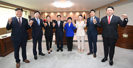 대전 대덕구의회 의원들. 대덕구의회 제공