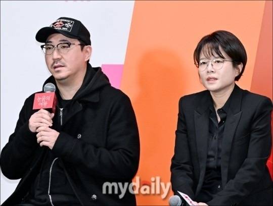 장영우, 김희원 감독을 비롯해 배우 김수현, 김지원, 박성훈, 곽동연, 이주빈이 참석한 tvN '눈물의 여왕' 제작발표회. / 송일섭 기자 andlyu@mydaily.co.kr