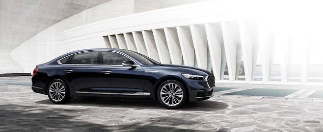 K9은 기아의 플래그십 모델답게 다양한 안전·편의장치들을 갖췄다. 기아 제공