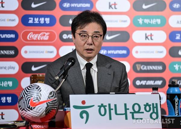 황선홍 축구 국가대표팀 임시 감독. 서형권 기자