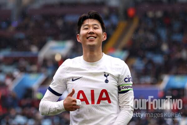 사진=게티이미지.&nbsp;토트넘 훗스퍼는 10일 오후 10시(한국시간) 영국 버밍엄에 위치한 빌라 파크에서 열린 2023-24시즌 프리미어리그(PL) 28라운드에서 아스톤 빌라에 4-0 승리를 거뒀다. 승점 3점을 추가한 토트넘은 리그 5위(승점53)를 유지했다. 4위 아스톤 빌라(승점55)보다 한 경기 덜 치른 가운데 승점 2점 차로 격차를 좁혔다.&nbsp;