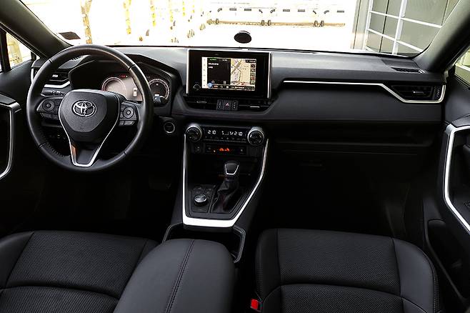 토요타 RAV4 PHEV. 김학수 기자