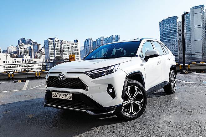 토요타 RAV4 PHEV. 김학수 기자