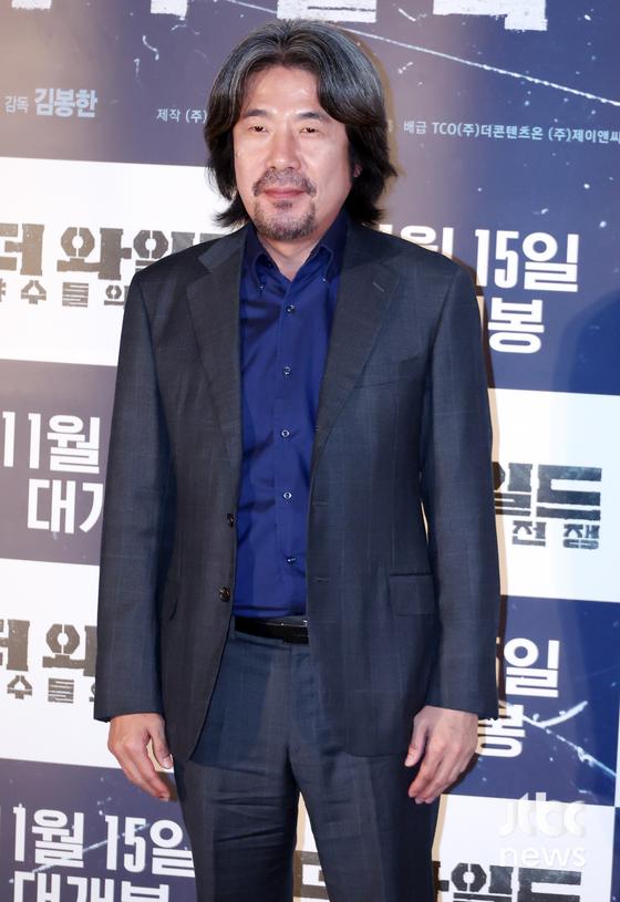 30일 오후 서울 용산 CGV아이파크몰에서 영화 '더 와일드 : 야수들의 전쟁' 언론시사회가 열렸다. 김봉한 감독과 박성웅, 오대환, 서지혜, 오달수, 주석태가 참석했다. 김현우 엔터뉴스팀 기자 kim.hyunwoo3@jtbc.co.kr (콘텐트비즈니스본부)