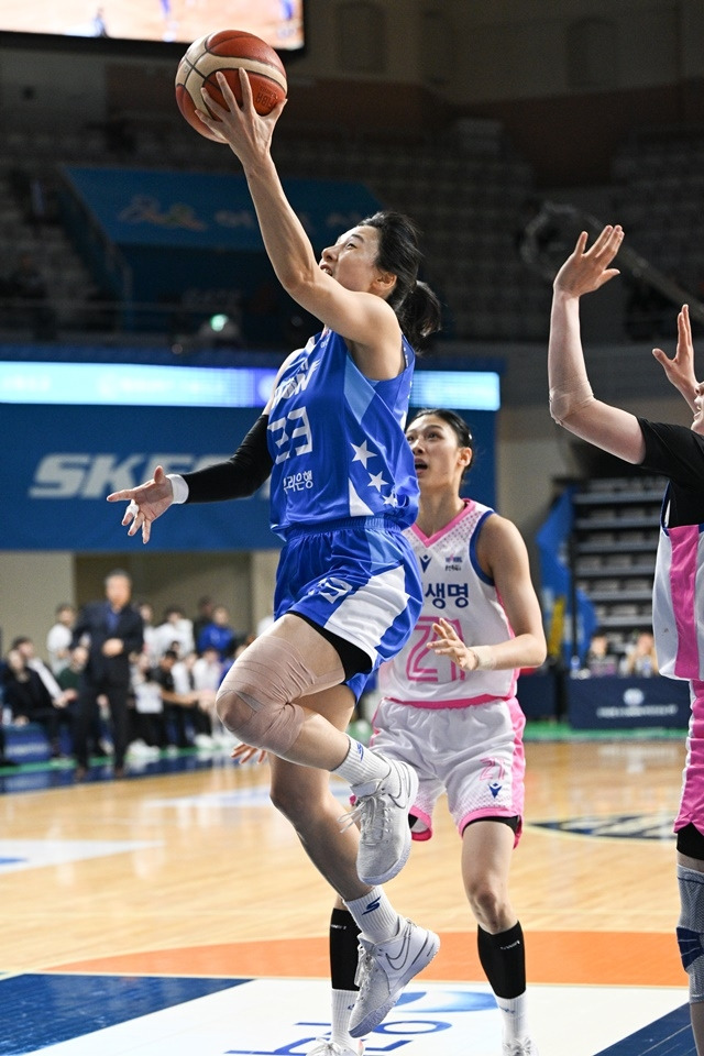 김단비 역시 플레이오프 2차전에서 우리은행 승리의 일등공신이었다. 사진=WKBL 제공